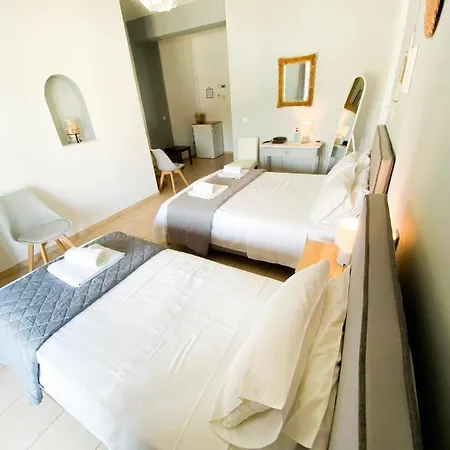 ゲストハウス Mistral Boutique 4*