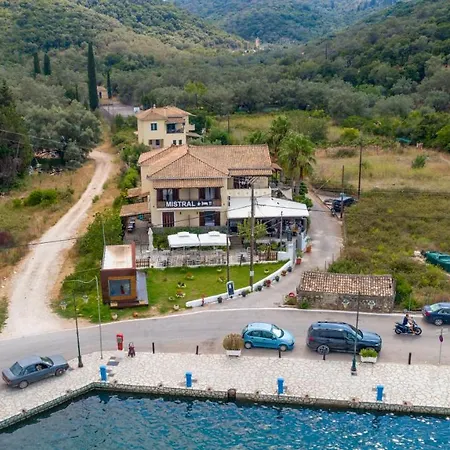 Mistral Boutique Maison d'hôtes