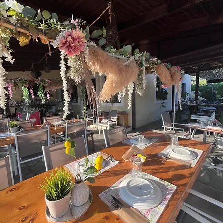 Mistral Boutique Guest house Katomerion